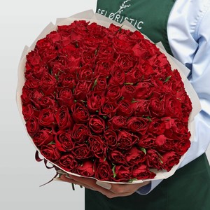 STUDIO FLORISTIC Букет Роз Кения красная 101 шт «Вечная Классика», 1 шт.