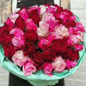 STUDIO FLORISTIC Роза Кения красно-розовый микс 51 шт 40 см, 1 шт.