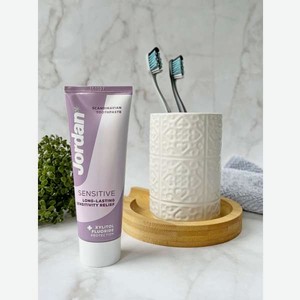 Зубная паста Jordan с фтором 98 г