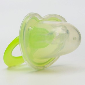 КРОШКА Я Соска-пустышка ортодонтическая, с рождения, с колпачком, «Бантик»