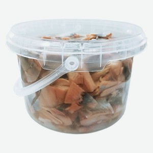 Сельдь Тихоокеанская слабосоленая «Рыбный Двор» филе-кусочки в масле с луком, вес цена за 1 кг