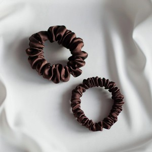 8 HORAS OF SILK Набор шелковых резинок средняя+узкая, Chocolate