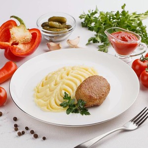 Готовые блюдатм У ПалычаПалычЛанч Зразы куриные с картофельным пюре 250 г